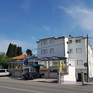 Varnica Casa de hóspedes